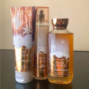 Snowflakes and Cashmere Set